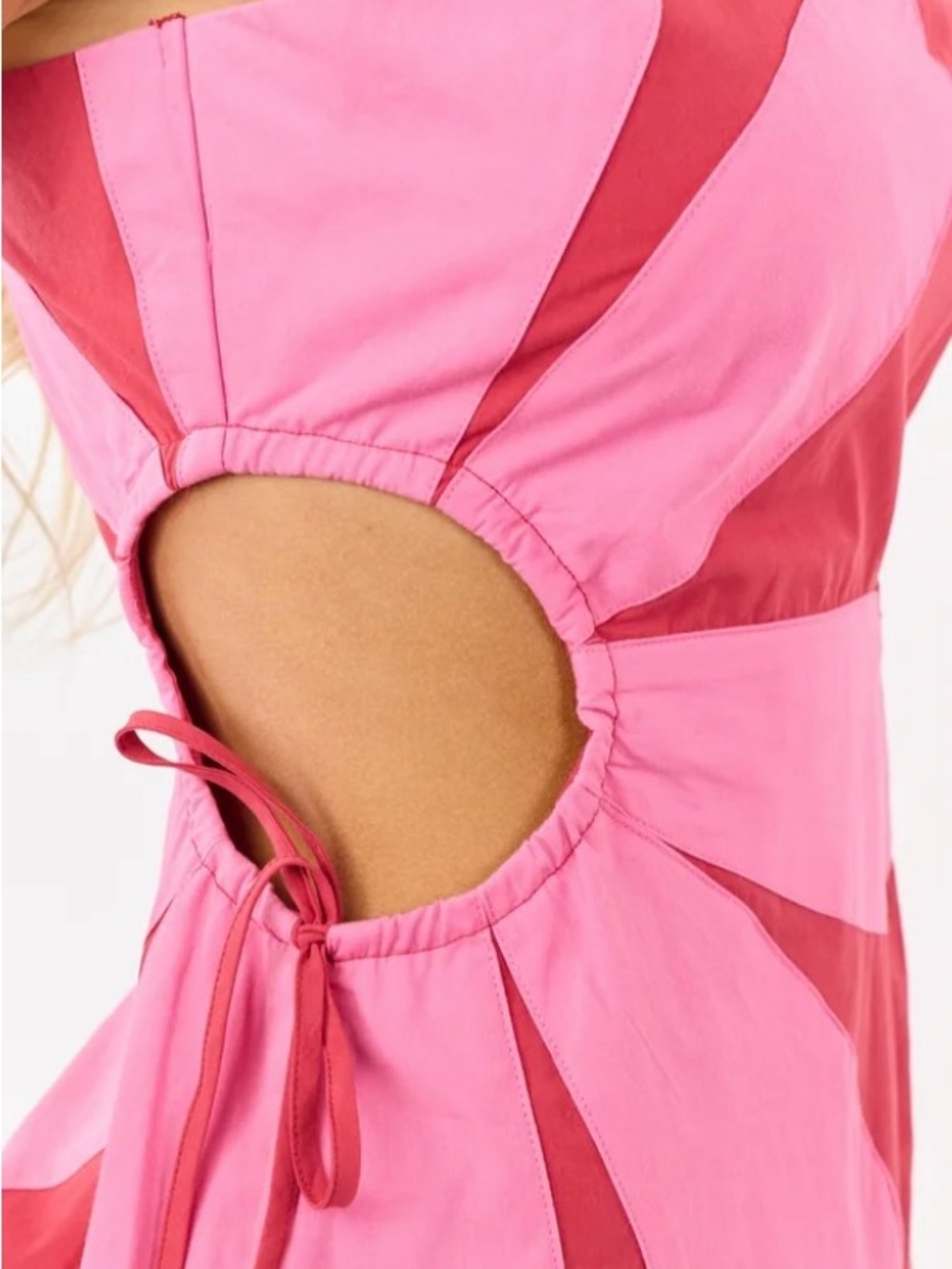 Very J Pink Flower Cutout Midi Dress NEW IN PACKAGE. Size large - Picture 4 of 8
